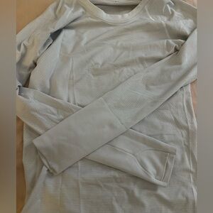 white long sleeve Lululemon swiftly tech